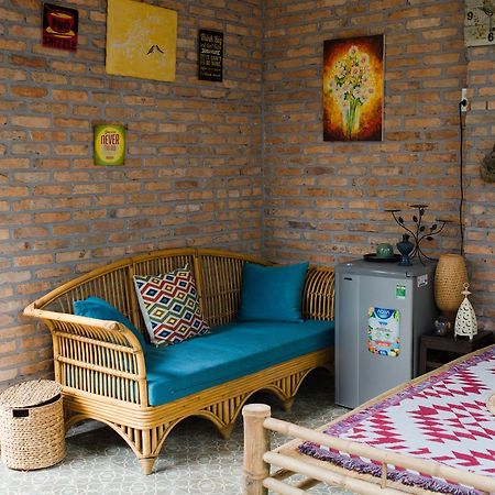 Nam Thi Holiday Home Cái Bè Exteriör bild