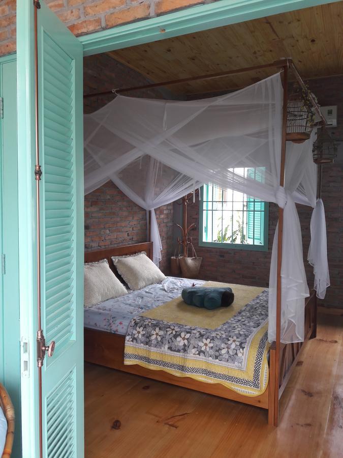 Nam Thi Holiday Home Cái Bè Exteriör bild