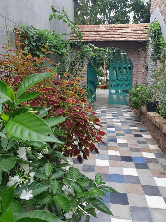 Nam Thi Holiday Home Cái Bè Exteriör bild